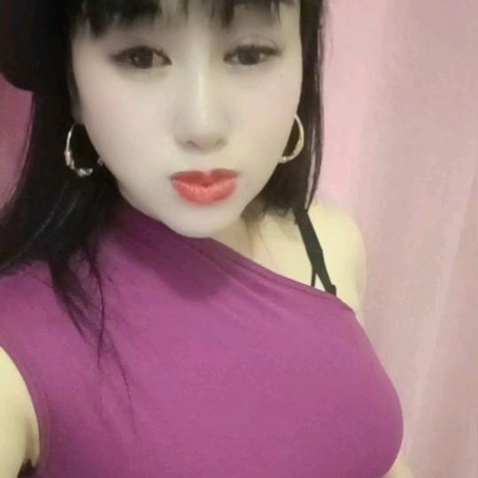 严兰，