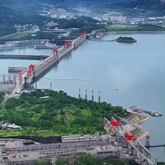 三峡哥