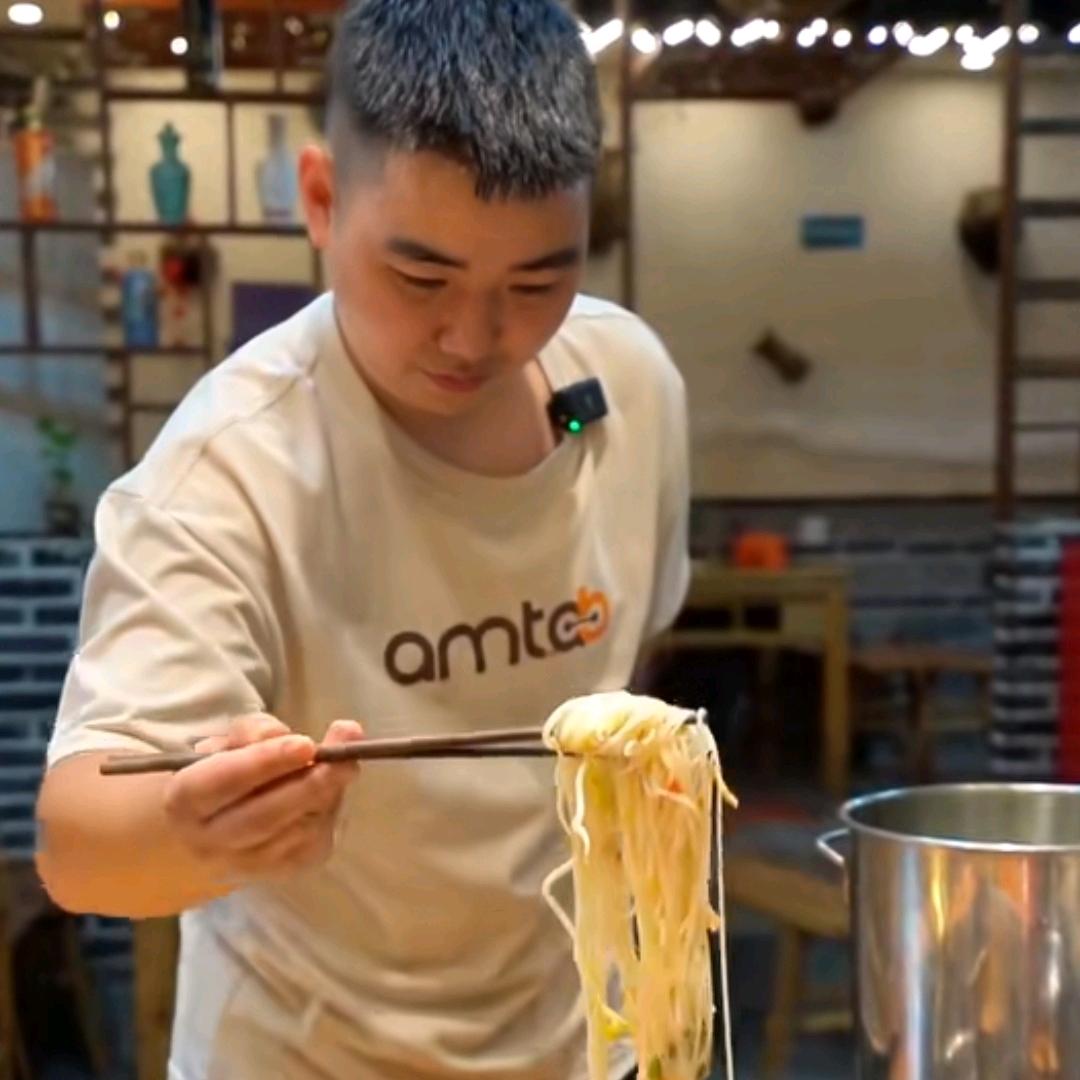 李师傅（右转火锅）