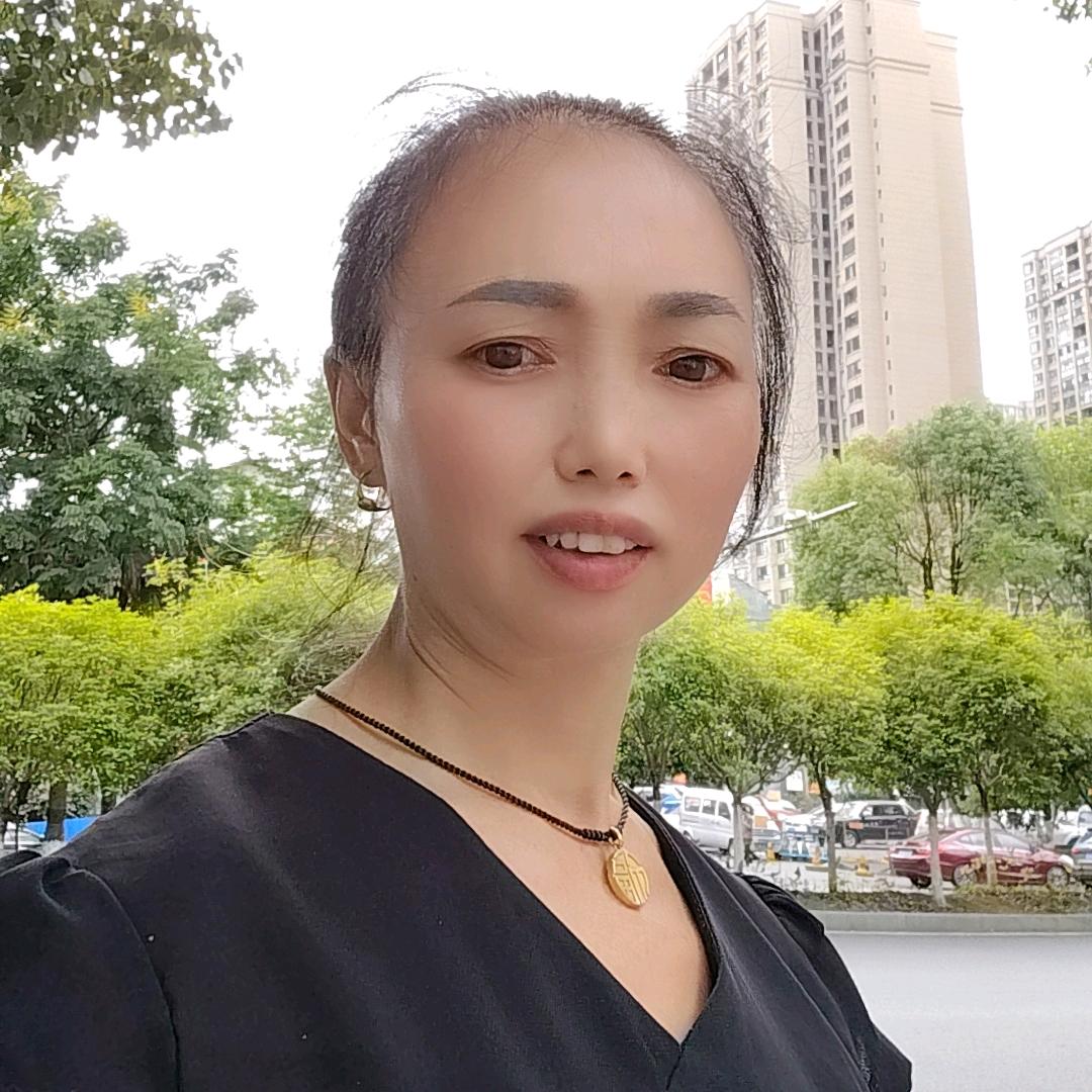 杨盼