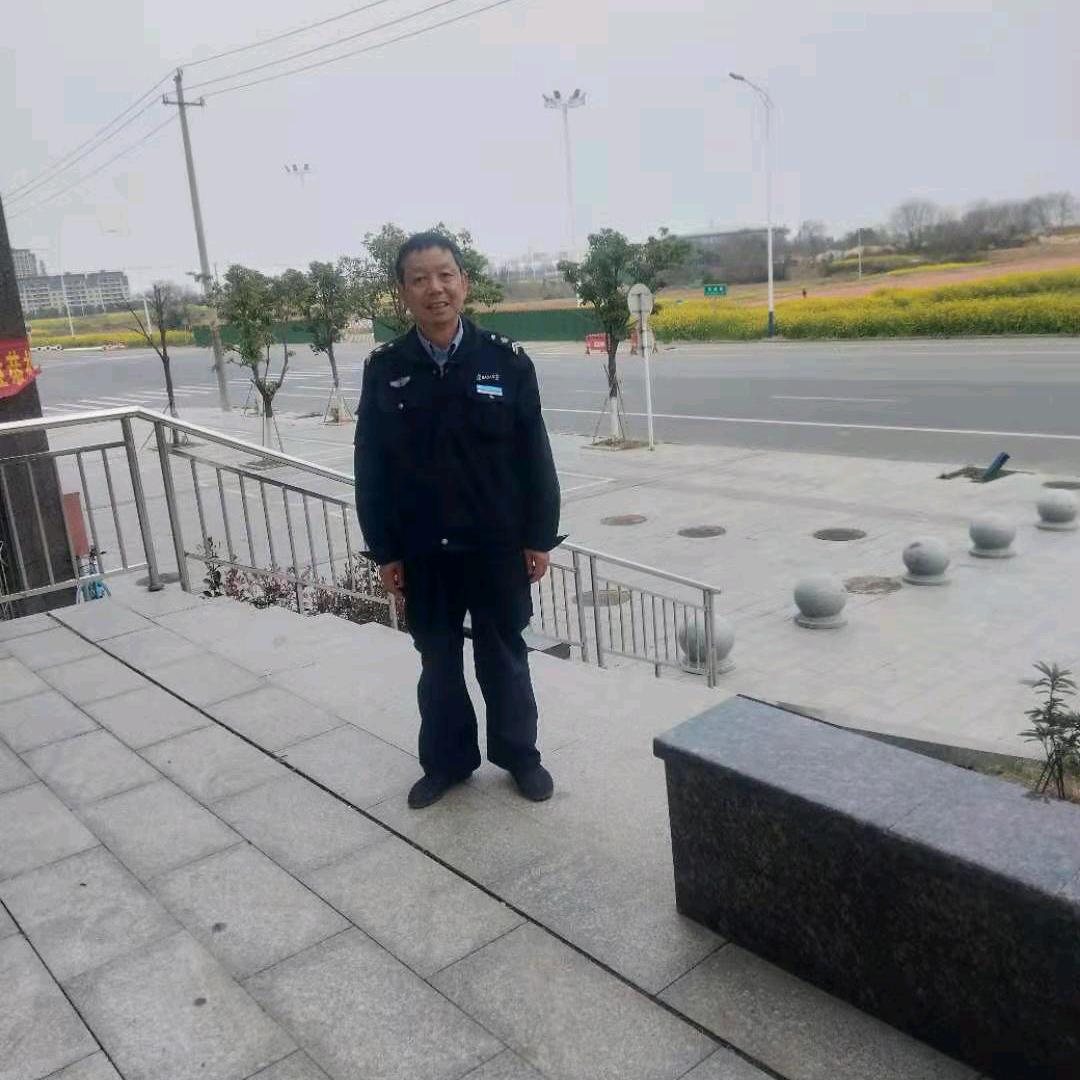 雷月华