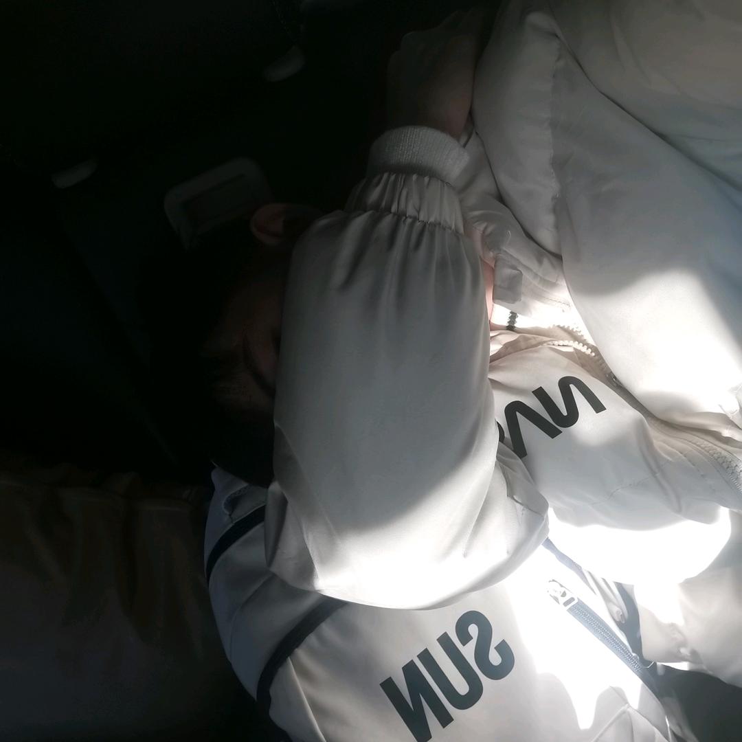 破碎小警