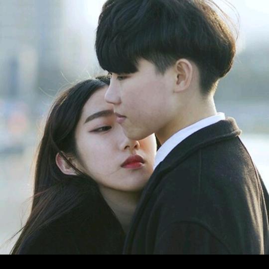(｡･ω･｡)ﾉ♡酒蚀离心人