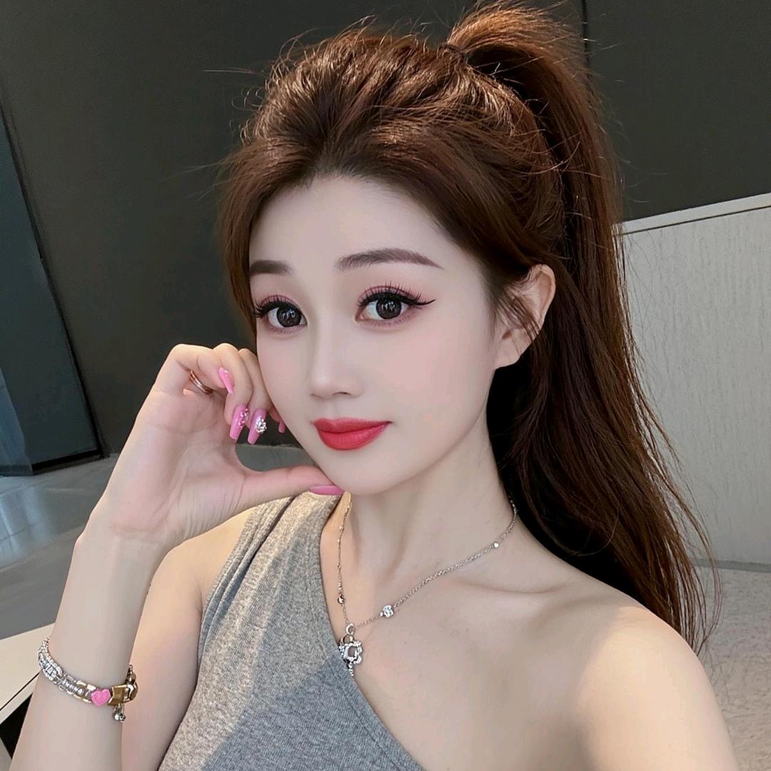 手擀面，美女