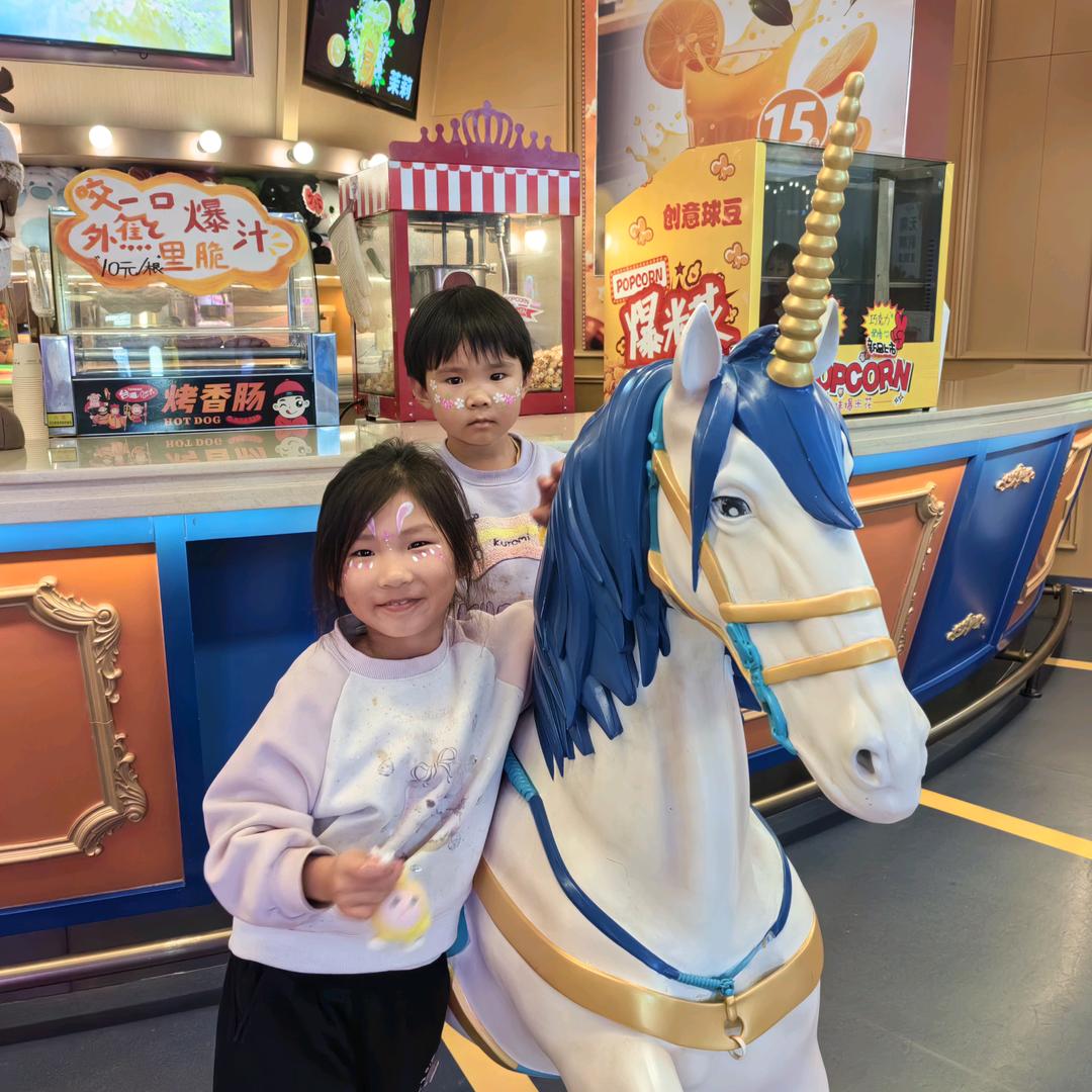 非同妈妈，三个girl加油，开心快乐每一