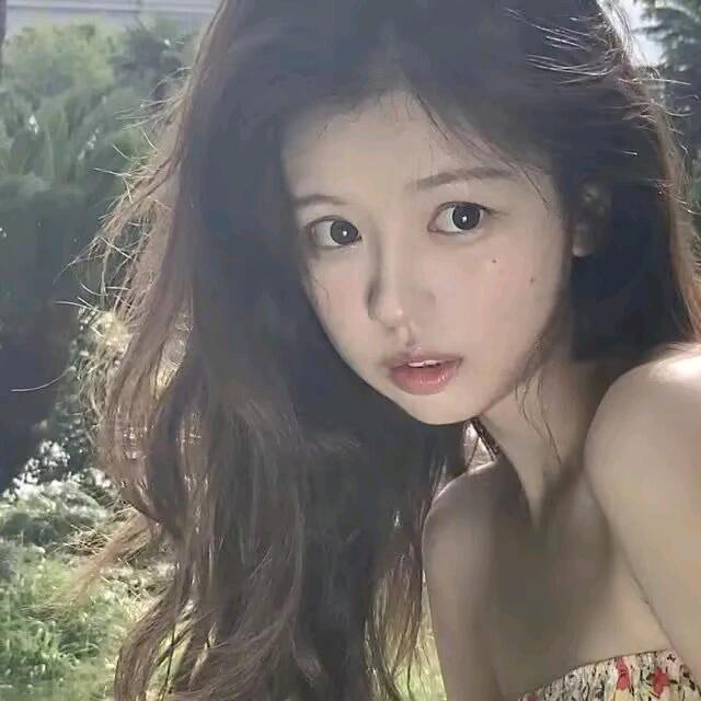 依依