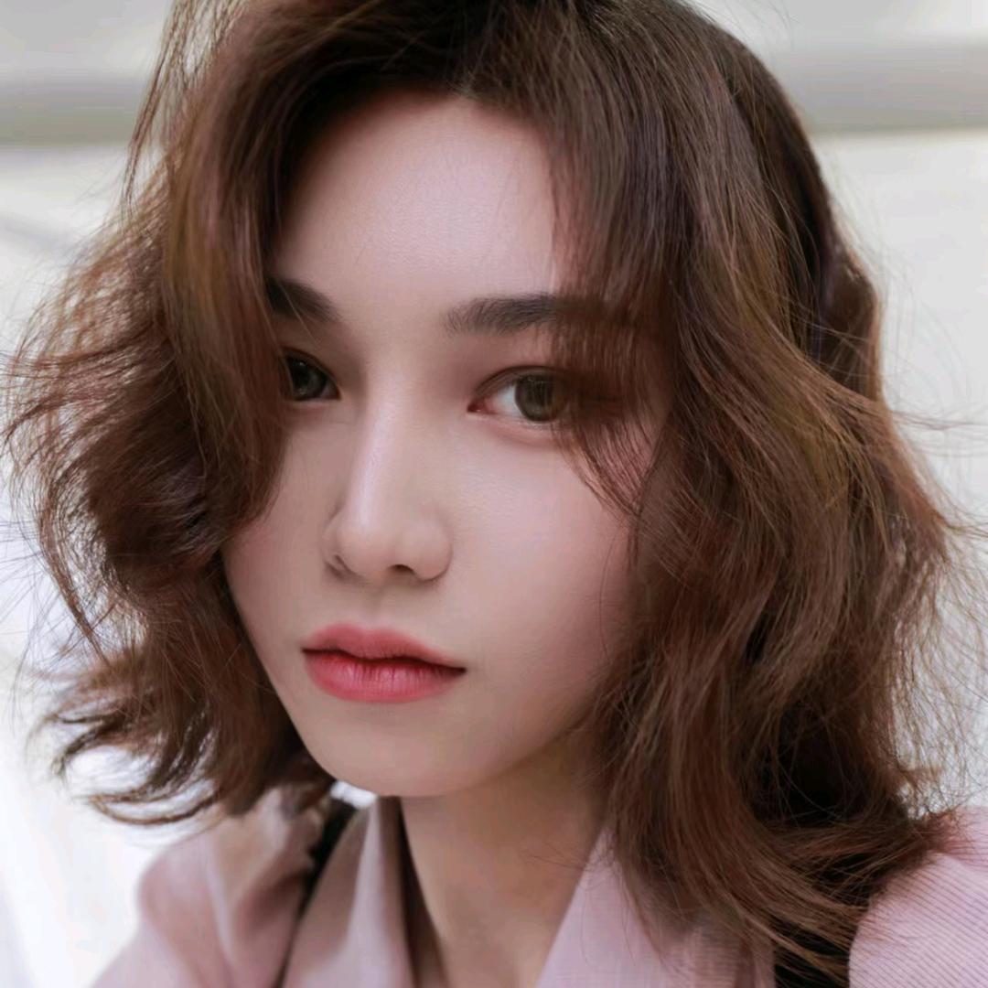 尚瘾美学设计-晶晶老师