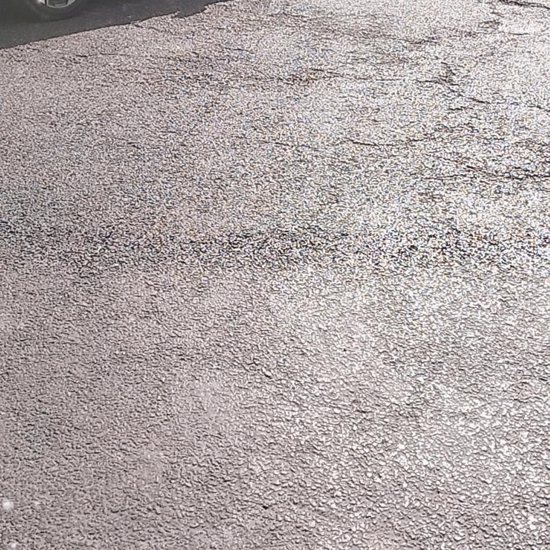 水花只能开在雨天