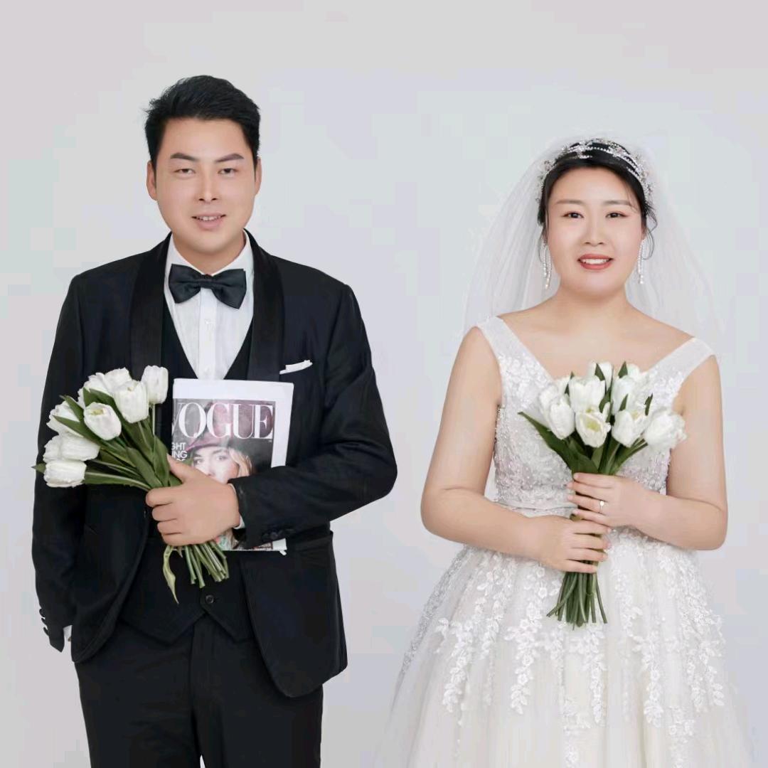 李合  广告