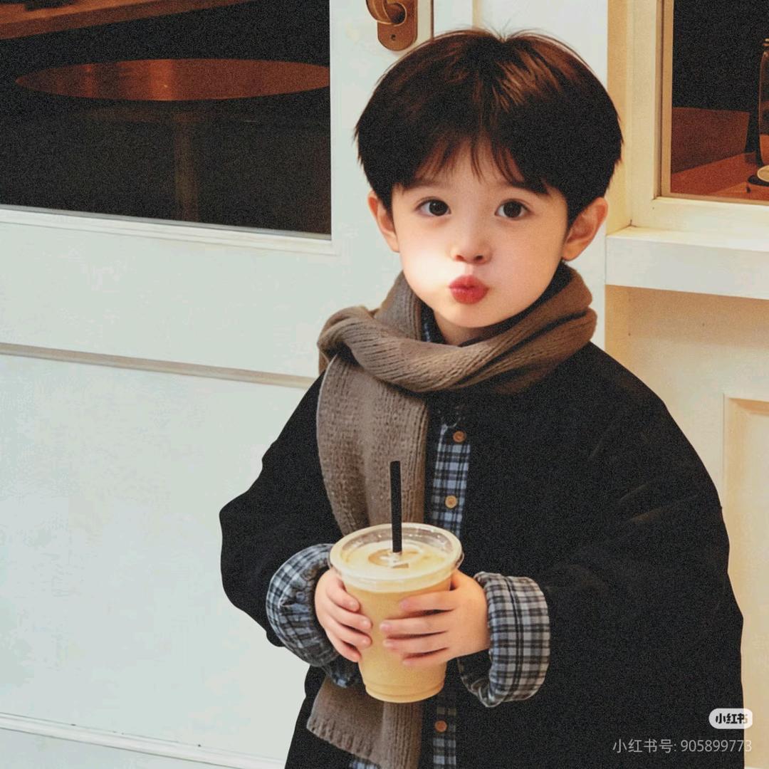 别捏我脸ˡᵃʕ̯•͡˔•̯᷅ʔ