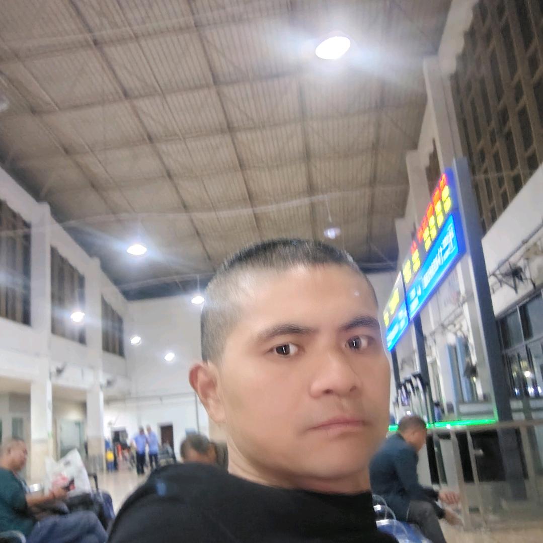 胡   赣       7   5  6