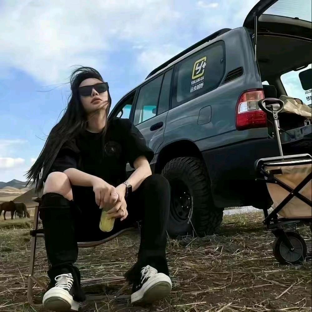 ᥫᩣʜᴇʟʟᴏ ◡̈.