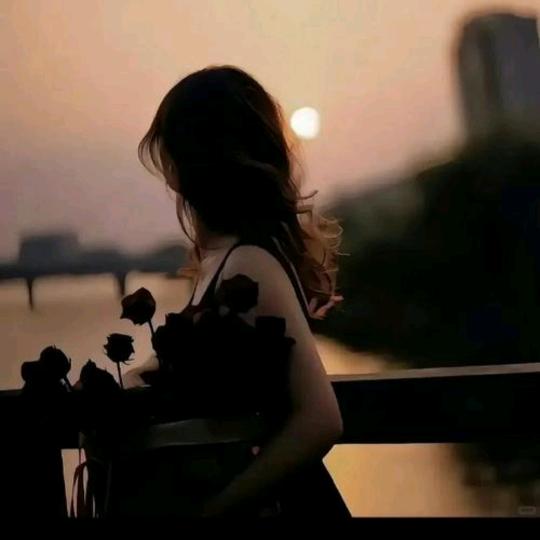 @დ᭄♡̶时光꧔ꦿ℘: