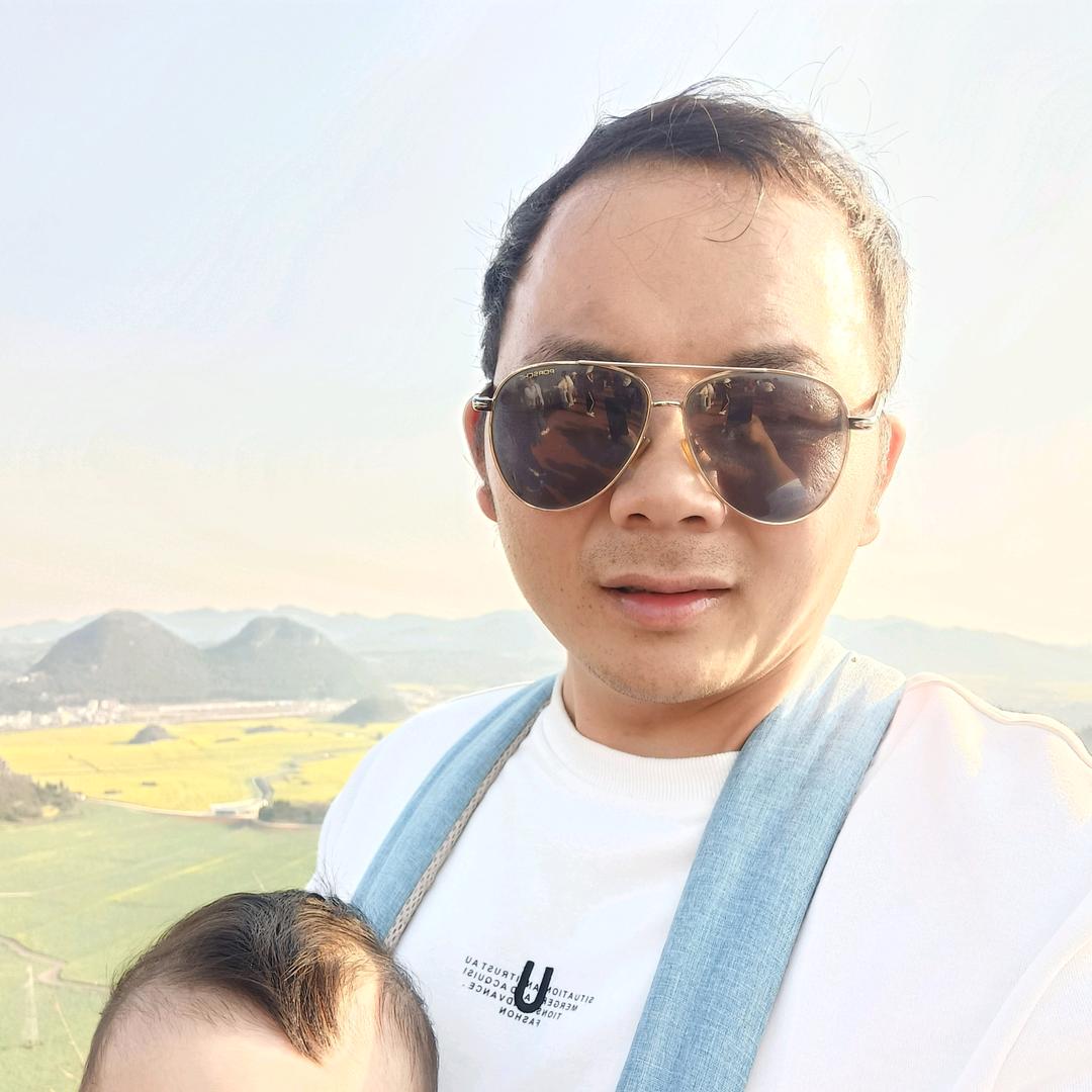 修电动车的小李