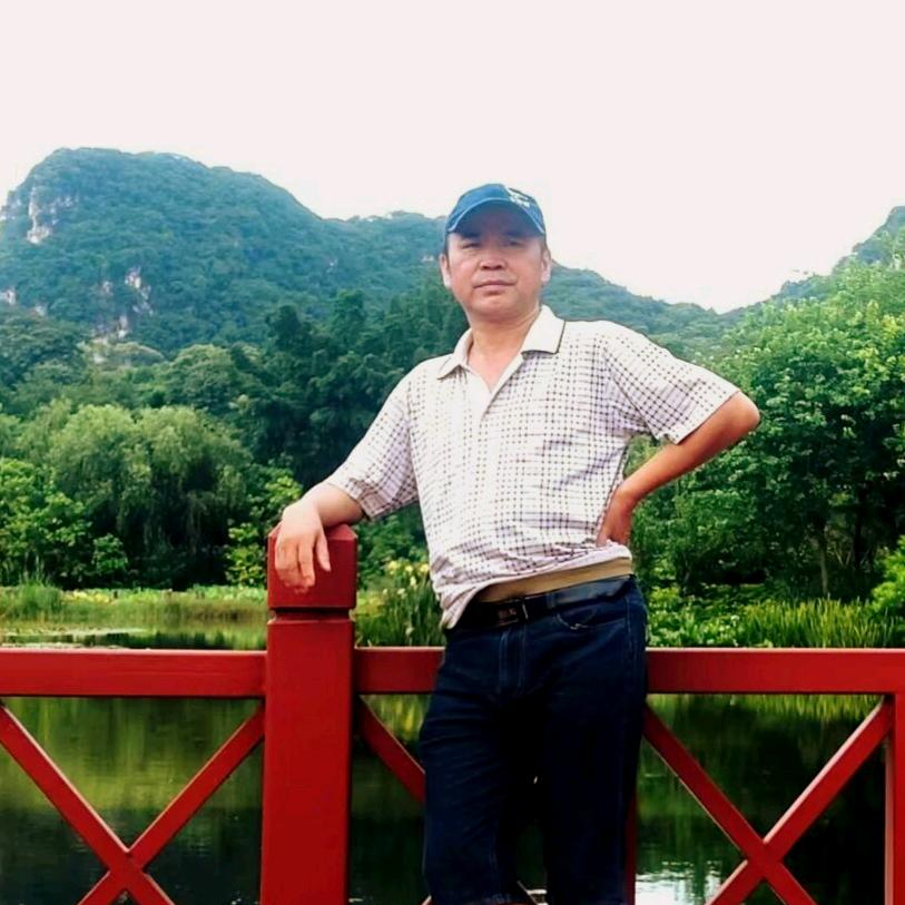 广西柳州名艺书画装裱室