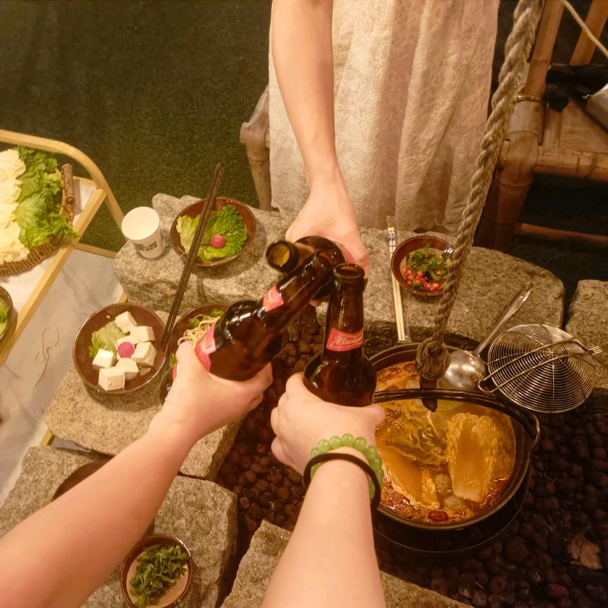 取悦别人不如爱自己