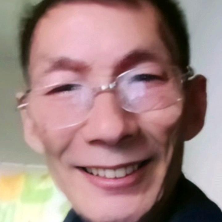 玩蜜蜂