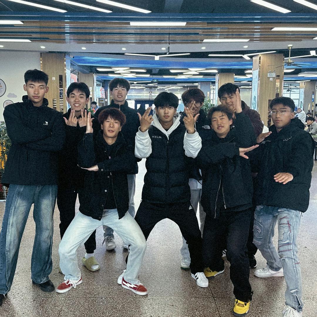 @#纯情男大（整活）