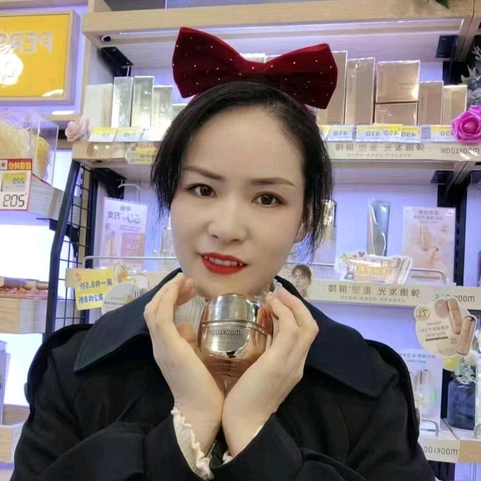 文芳易洁琼
