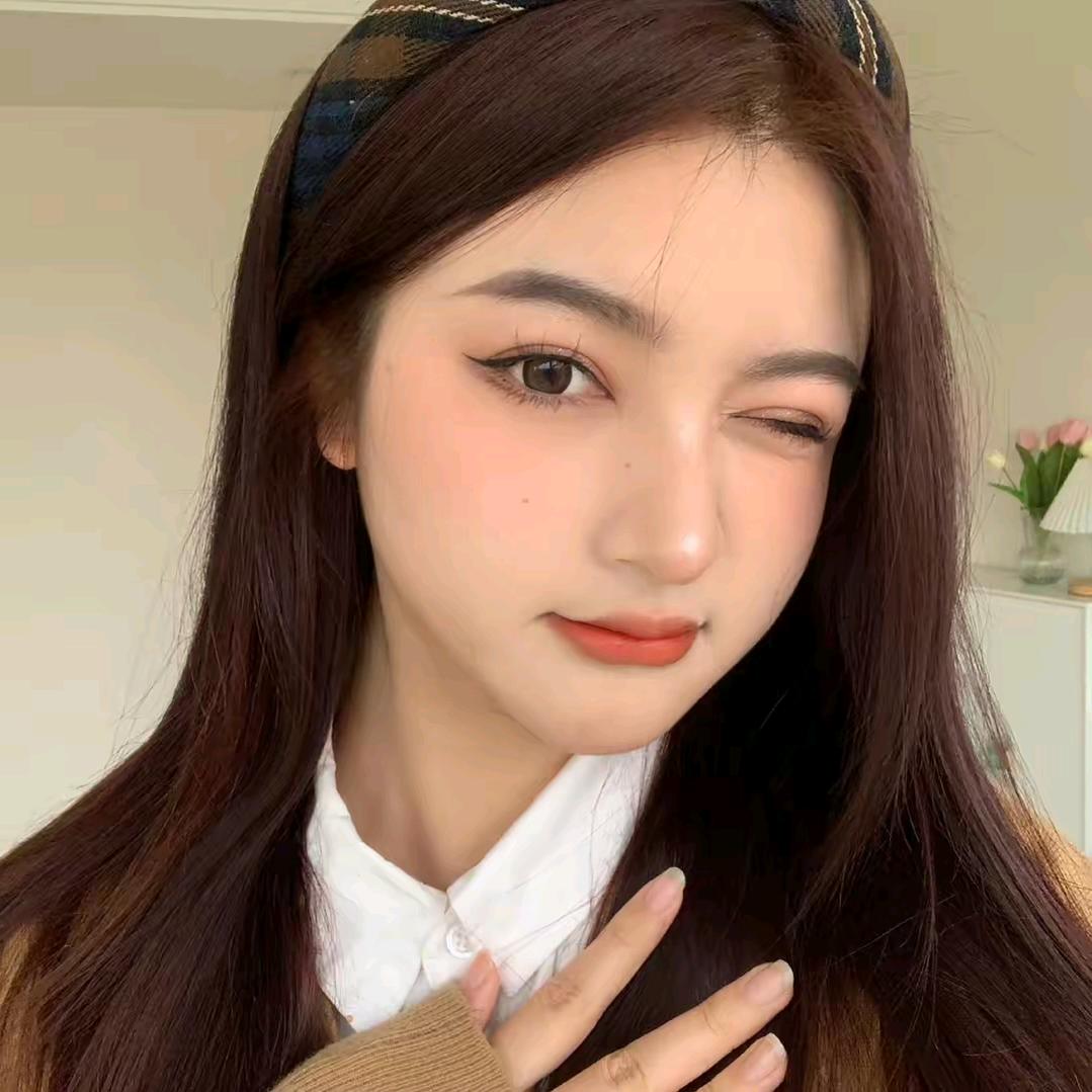 小姐带货[商品在橱窗]