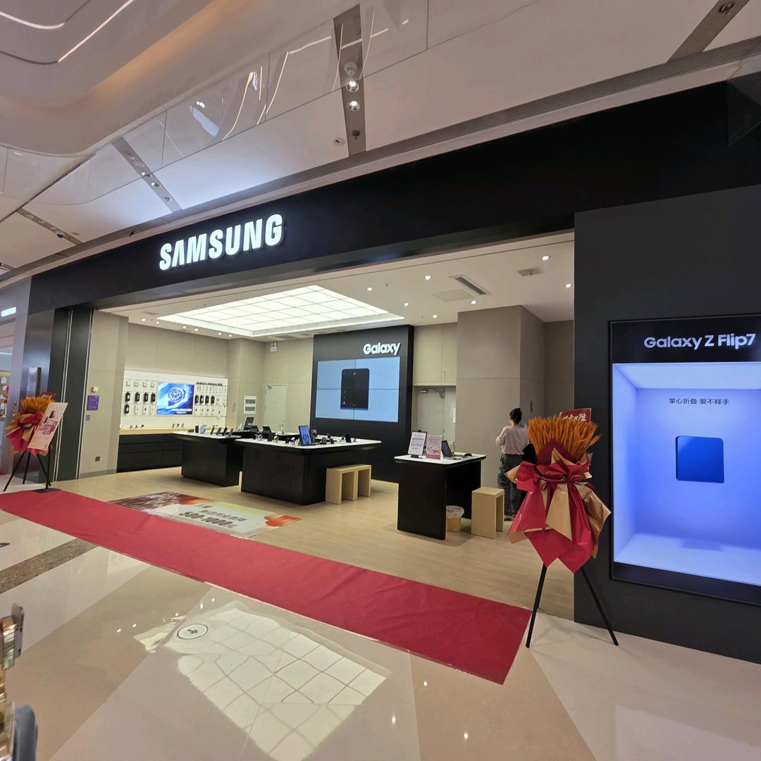 肥西旭辉三星体验店，小月
