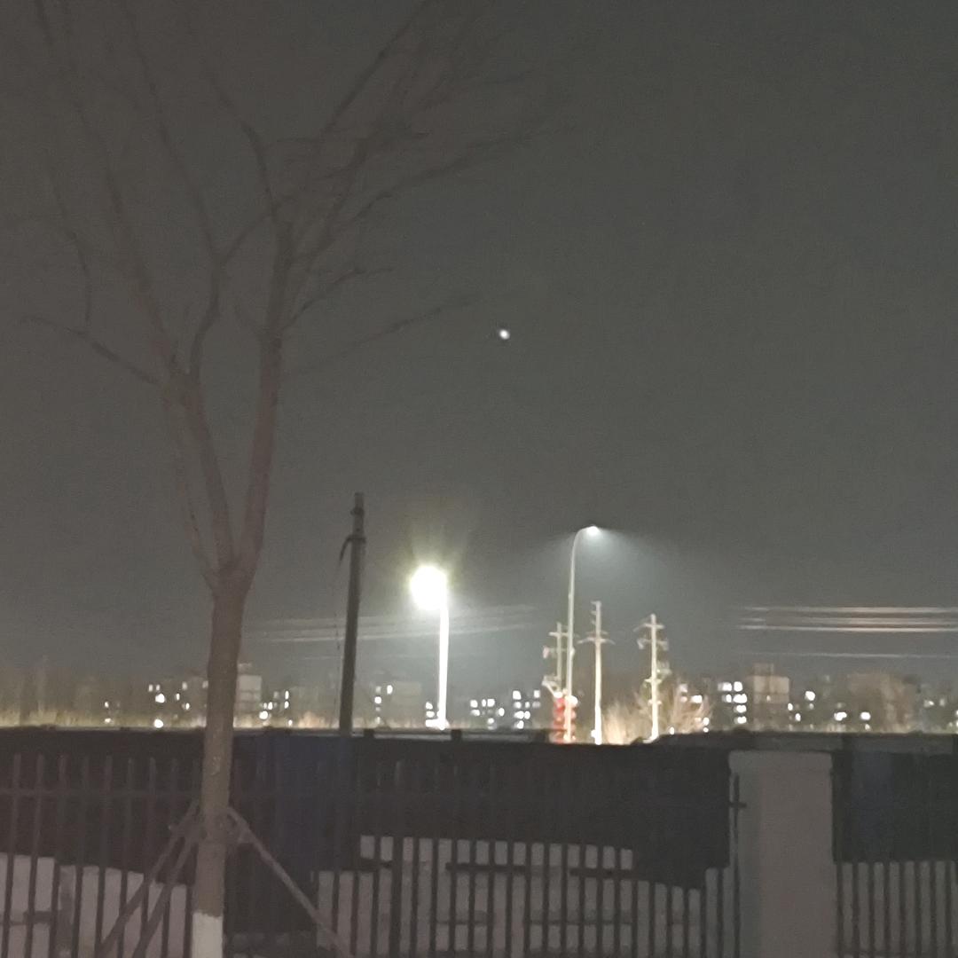 夜晚的油灯