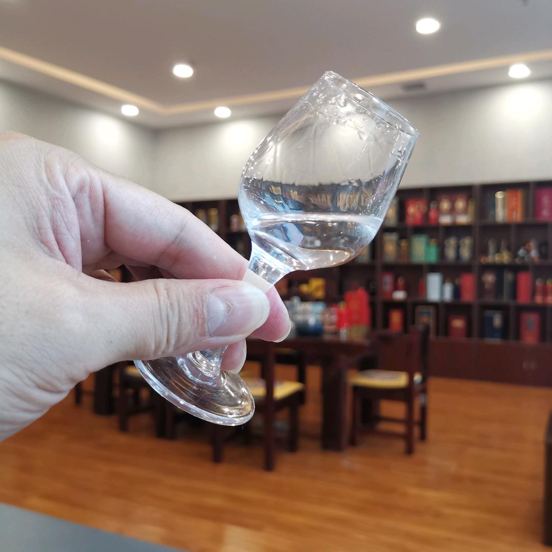 波哥爱酒