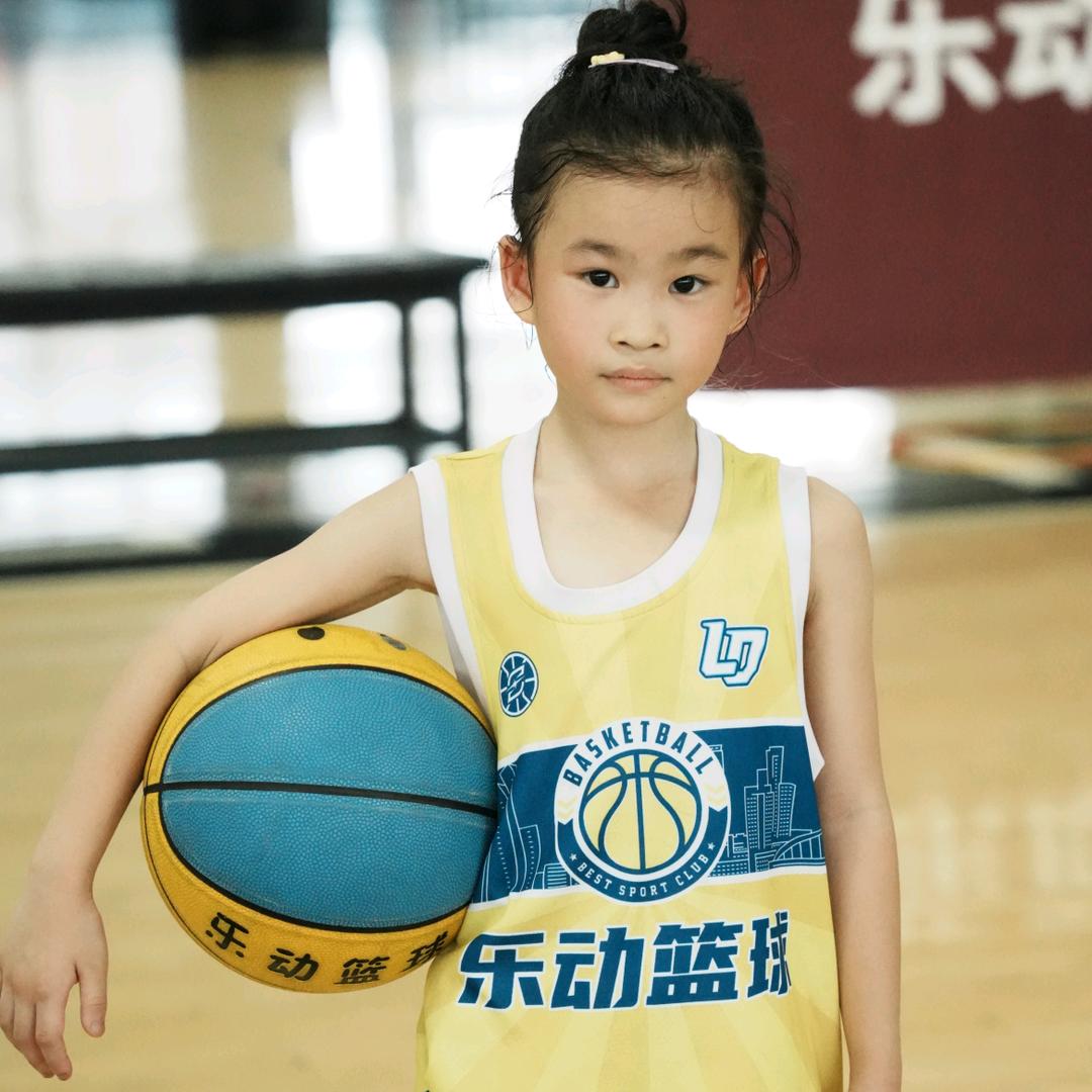 🏀吕一一