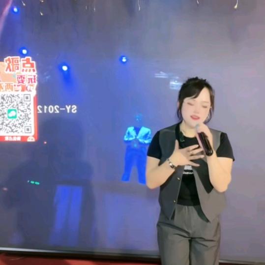 👑萍水相逢