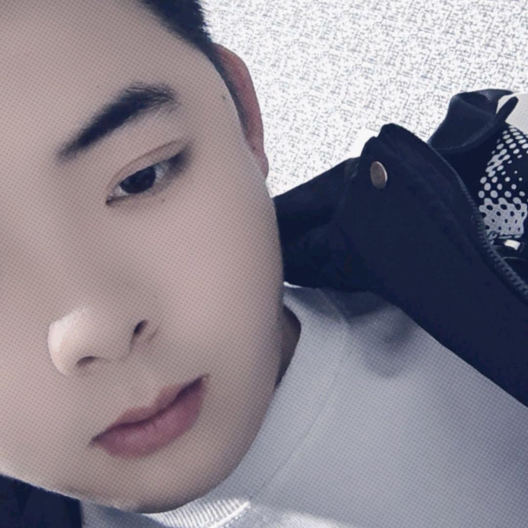 『āng 张&狗💩』