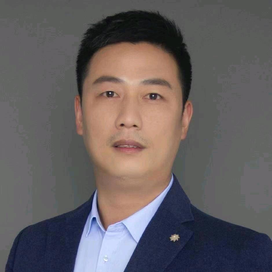 姚晓磊（展览展厅设计执行）