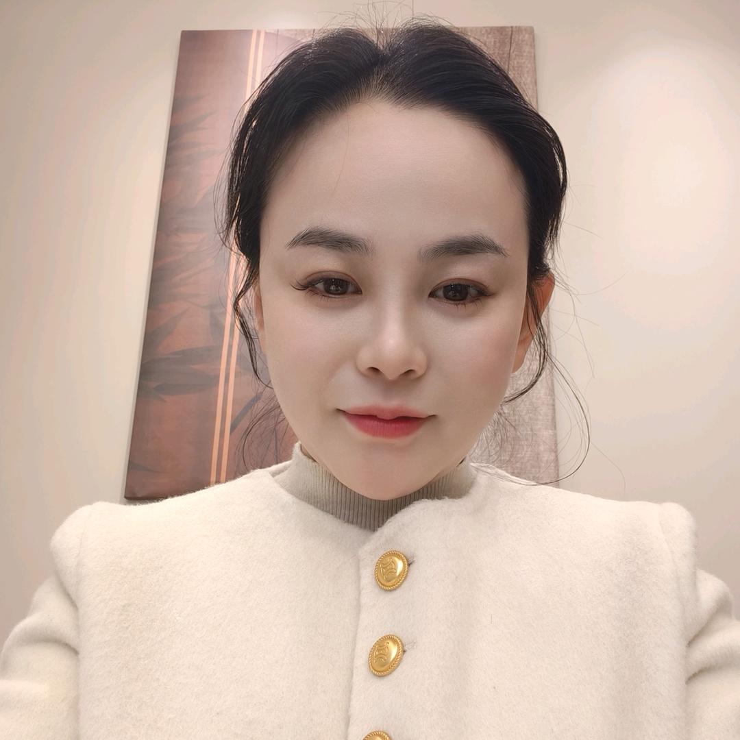小小莉