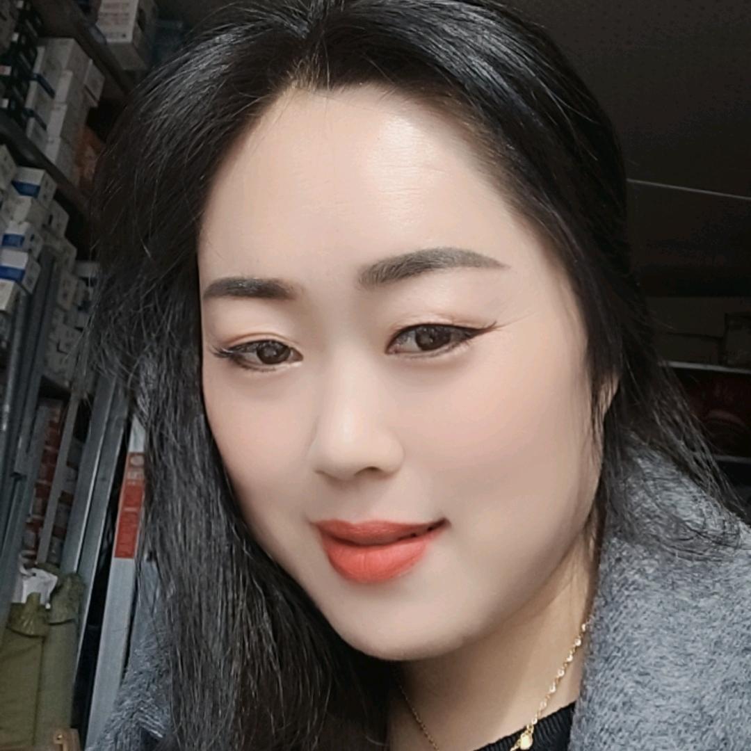 小可爱ԅ(¯ㅂ¯ԅ)