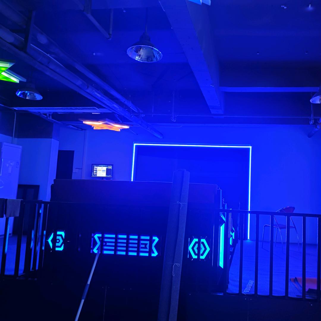 柳林沉浸式动感9D影院(海豚湾二楼)