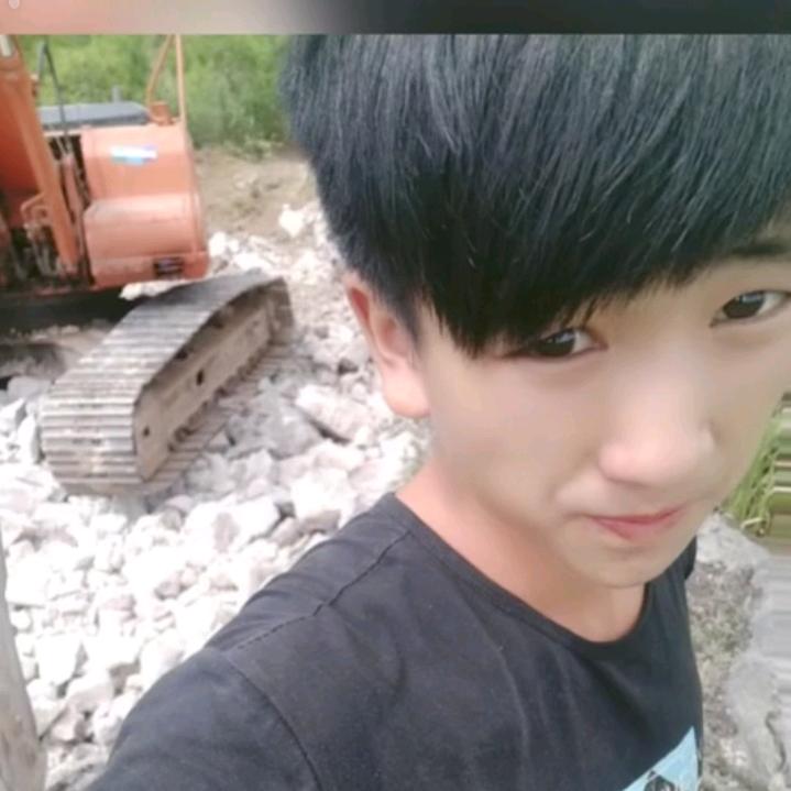 谷陇小杨，挖机出租