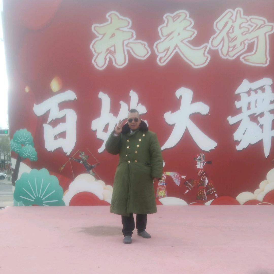 新疆大衣哥