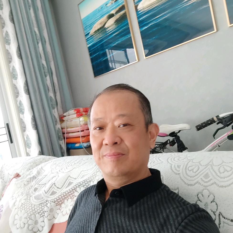 老夫妻广场舞