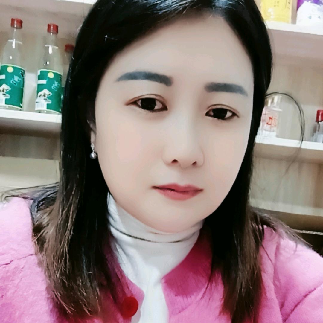 ღ᭄💞卖美蛙鱼火锅的小姐姐💞༊