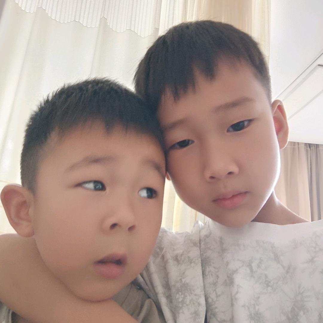 李锦赫