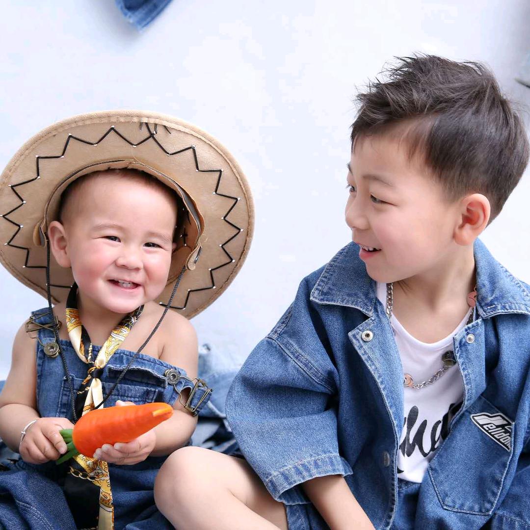 犟种哥和服软弟