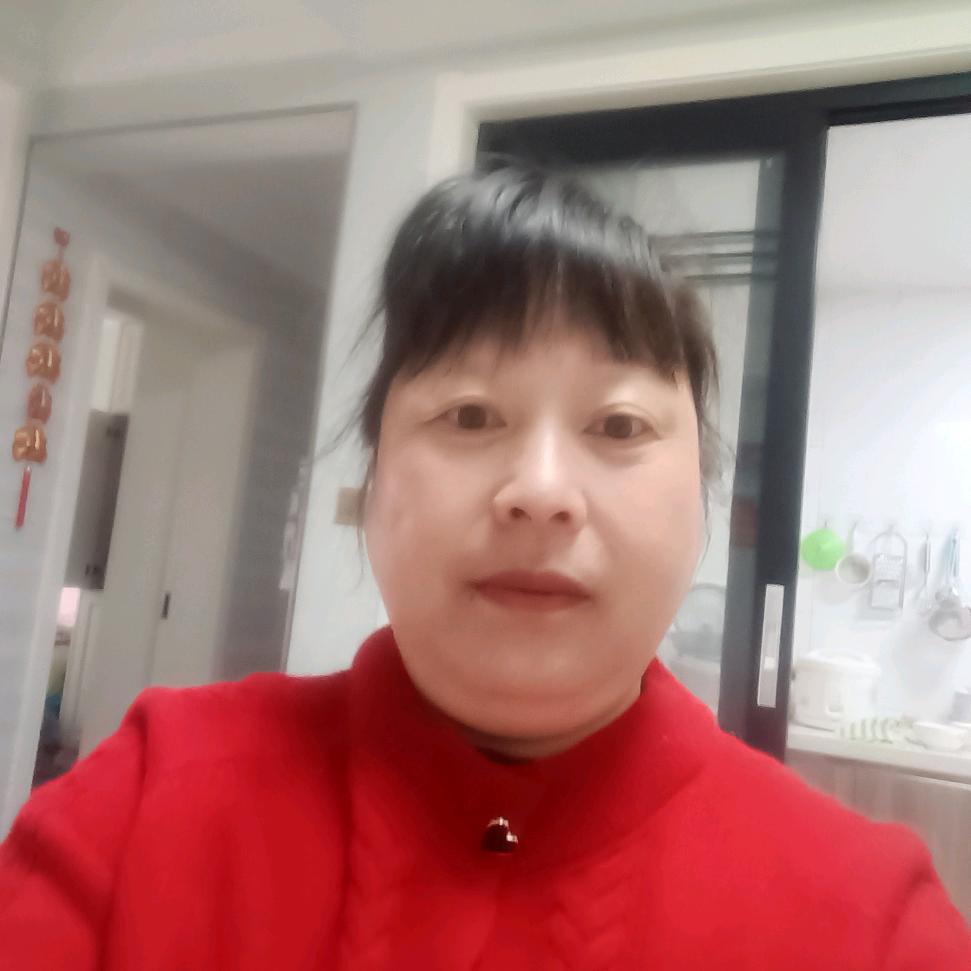 拥抱星星的月亮