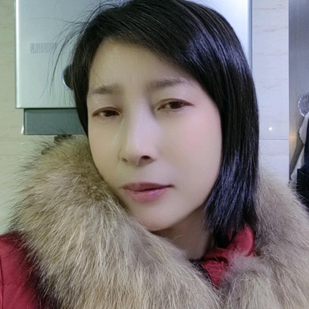 云姐（琴逸堂抑菌膏又名黄氏真菌王）