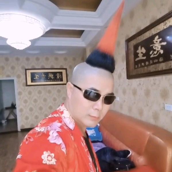 （俊哥）