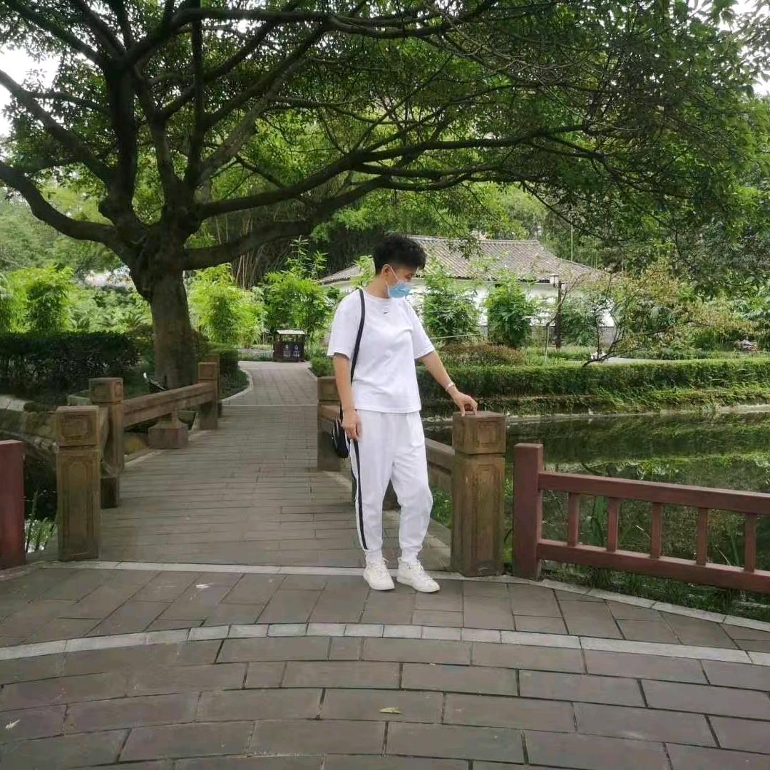 亚男
