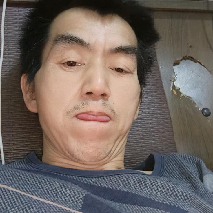 受伤的男人