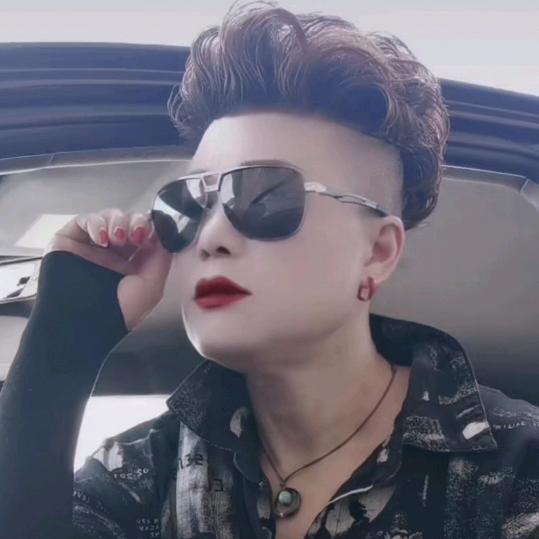 🥀🥀🌴(是梦终会醒)🌴🌴🌹?