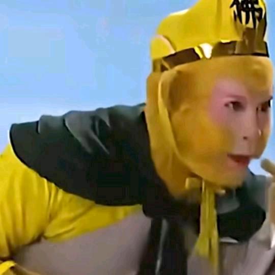 穷在街头无人问，富在深山有元气。