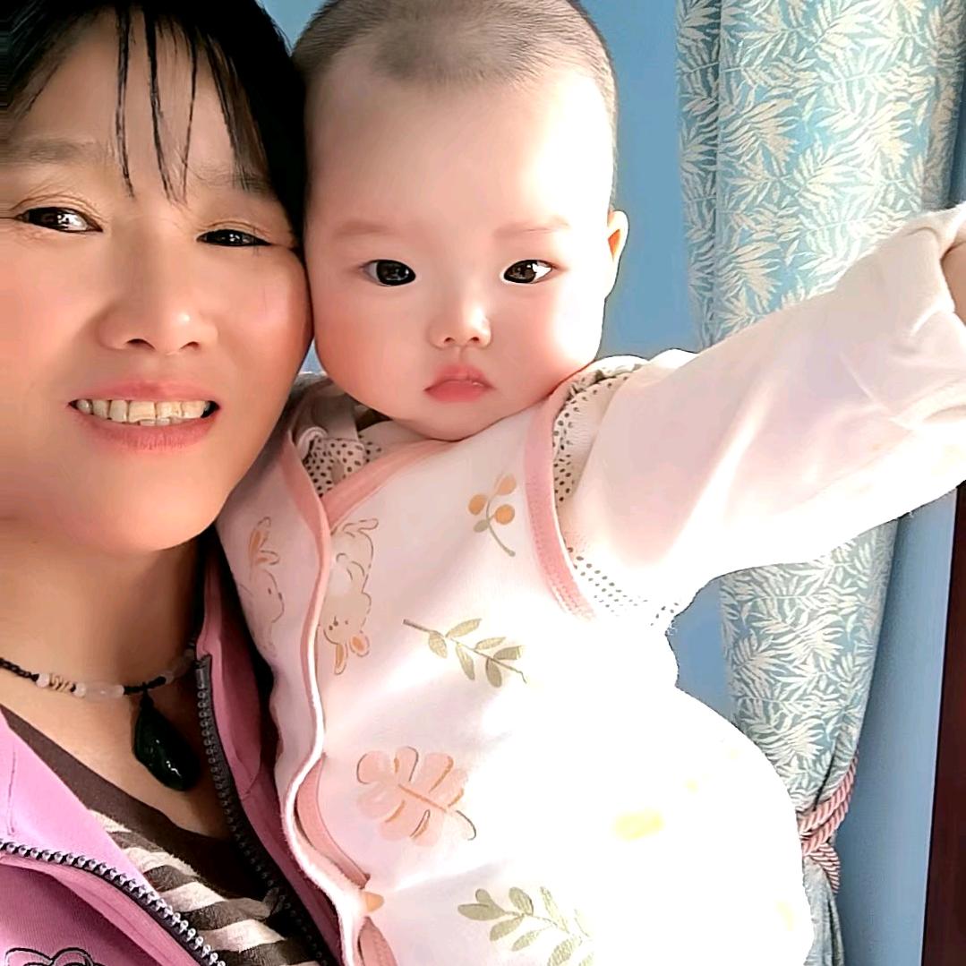 🌻🌻玲玲🌻🌻三个宝宝的奶奶