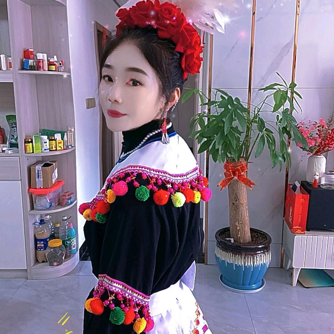 树影摇月亮