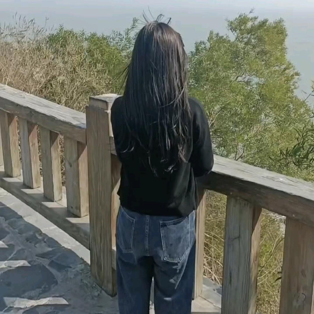 王小妮